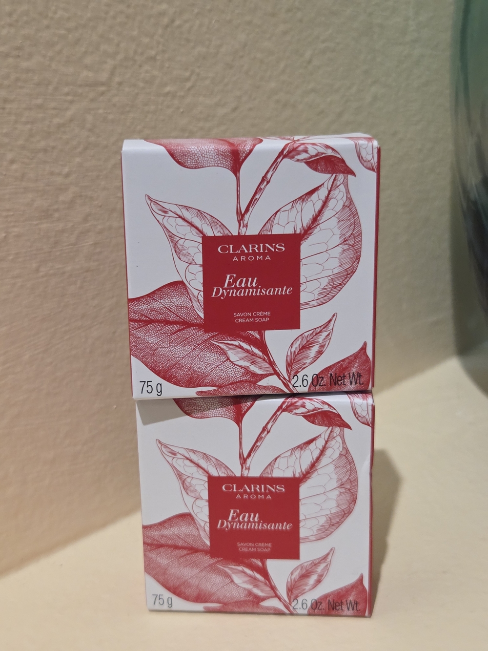 Enjoy the refreshing botanical scent of Clarins Aroma Eau Dynamisante Cream Soap